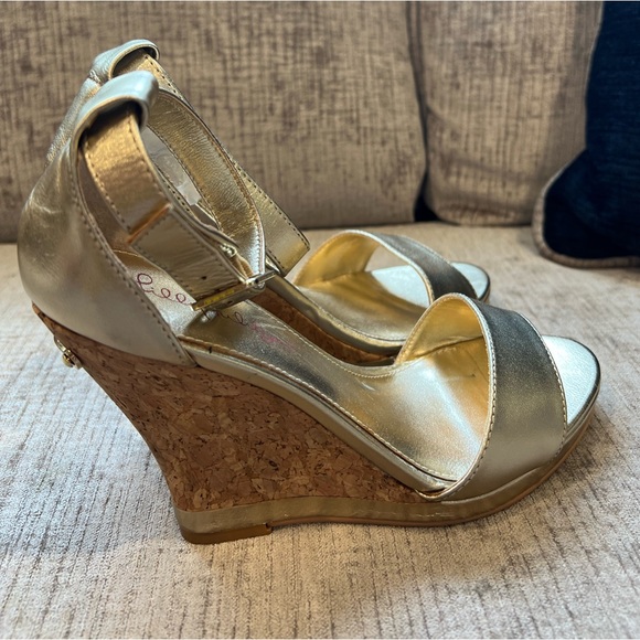 LILLY PULITZER BRIDGETT GOLD METALLIC LEATHER SANDALS size 7 - Picture 5 of 12
